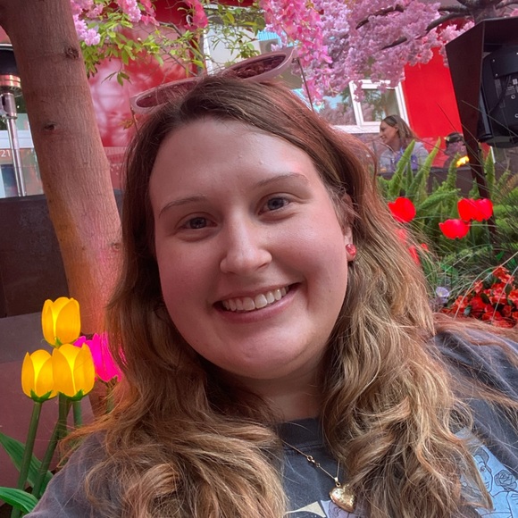 Meet your Posher, Sarah - Picture 4 of 11